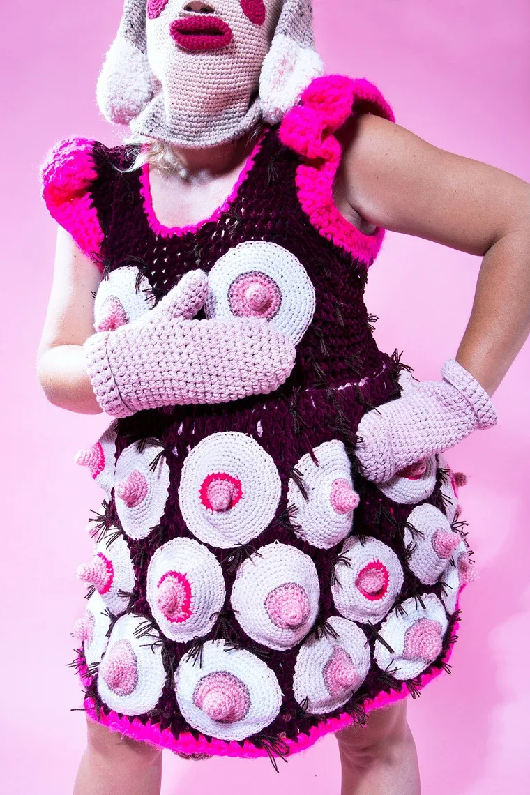 Boob dress