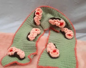 Vulva scarf